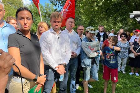 «Сохранить зелёные лёгкие Москвы!»: Анастасия Удальцова провела масштабную встречу с избирателями