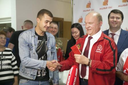 Г.А. Зюганов принял участие в праздновании Медового Спаса в г.Конаково Тверской области