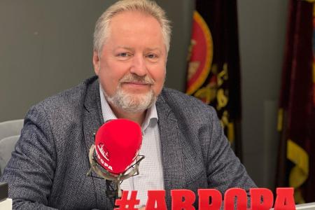 Сергей Обухов – ИА «Аврора»: Если мы действительно противостоим коллективному Западу, должно быть единство действий всех - не на словах, а на деле