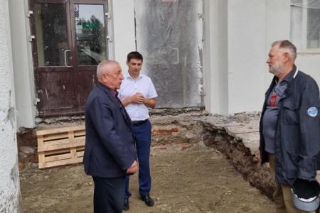 Николай Харитонов оказал содействие в финансировании ремонта Новосибирского государственного аграрного университета