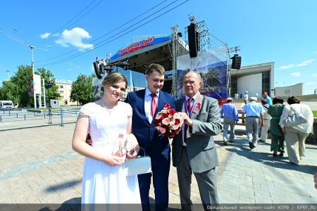 Продолжается рабочий визит Председателя ЦК КПРФ Г.А. Зюганова в город Орел. Второй день