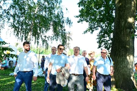 При участии Г.А. Зюганова в городе Орле состоялось открытие фестиваля цветов "Стрелка"