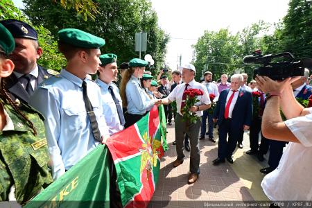 "Утраивать силы и побеждать!". Итоговый репортаж о рабочем визите Г.А. Зюганова в Орловскую область