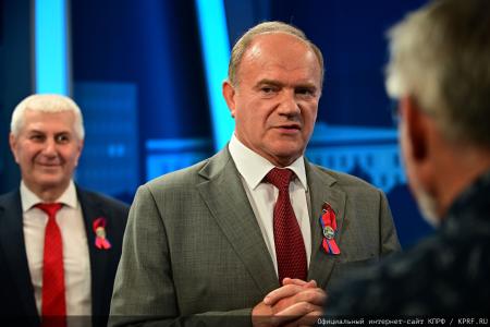 Продолжается рабочий визит Председателя ЦК КПРФ Г.А. Зюганова в город Орел. Второй день