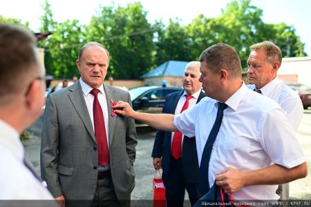 Продолжается рабочий визит Председателя ЦК КПРФ Г.А. Зюганова в город Орел. Второй день