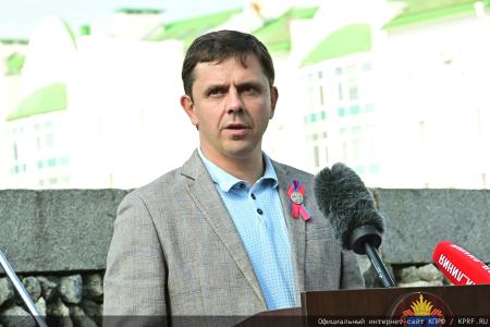 При участии Г.А. Зюганова в городе Орле состоялось открытие фестиваля цветов "Стрелка"