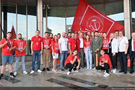 Геннадий Зюганов на «Территории смыслов»: Без социализма Россия не сможет решить текущих задач!