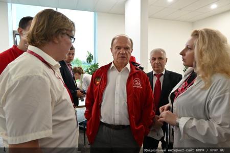 Геннадий Зюганов на «Территории смыслов»: Без социализма Россия не сможет решить текущих задач!