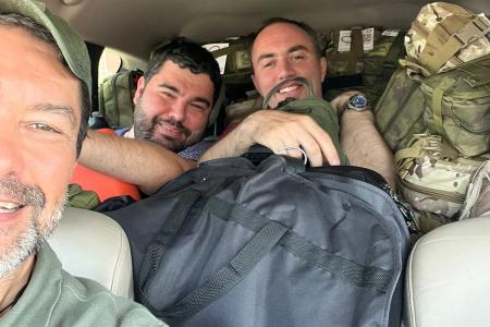 Александр Ющенко передал гуманитарную помощь 7 батальону ОБТФ КАСКАД