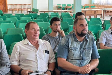 Работа депутата Госдумы РФ Николая Коломейцева в Крыму началась с заседания ассоциации промышленников Республики Крым
