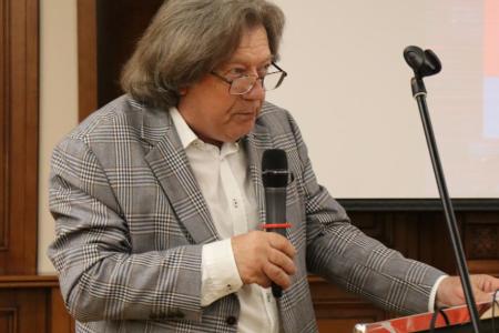 Москва. Коммунисты приняли участие в конференции, посвященной решению проблем в ЖКХ