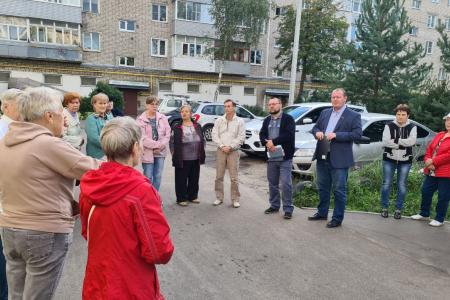 Лидер ивановских коммунистов Александр Бойков провёл встречу с жителями микрорайона «Автоагрегат» города Кинешма
