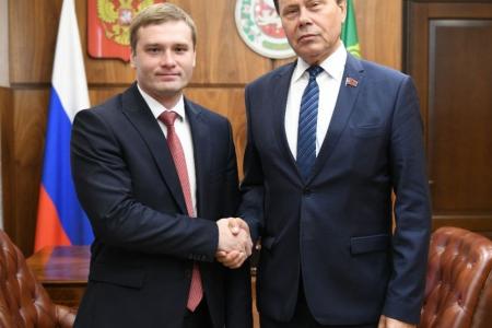 Первый заместитель Председателя Комитета Госдумы РФ по экономической политике Николай Арефьев работает в Хакасии