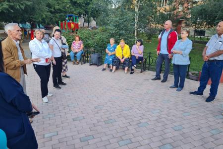 Диалог с гражданами: депутат Госдумы Ольга Алимова проводит встречи с жителями Хакасии