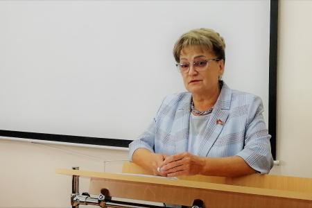 Диалог с гражданами: депутат Госдумы Ольга Алимова проводит встречи с жителями Хакасии