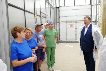 В.И. Кашин посетил сельхозпредприятия Хакасии