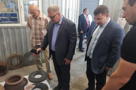 Кандидат на должность Губернатора Московской области от КПРФ Александр Наумов посетил предприятие «Оверхол-Про» в Балашихе