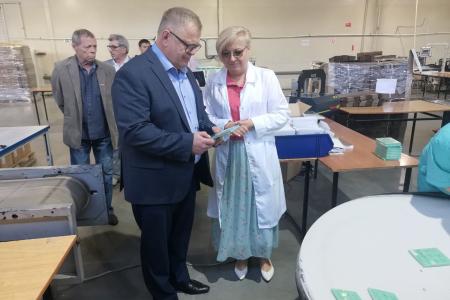 Кандидат на должность Губернатора Московской области от КПРФ Александр Наумов посетил предприятие «ТОП ПРОДУКТ» в Орехово-Зуеве