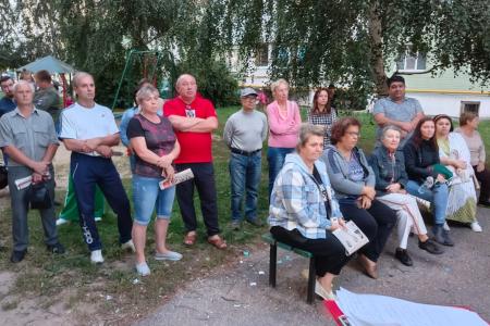 Депутат Государственной Думы Владимир Исаков провёл встречи с избирателями города Рязани