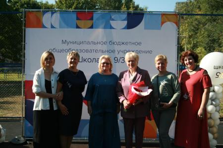 Первого сентября депутаты-коммунисты посетили школы Рязани