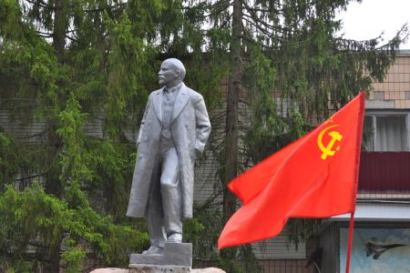 Санкт-Петербург. Памятник В.И. Ленину открылся после реставрации