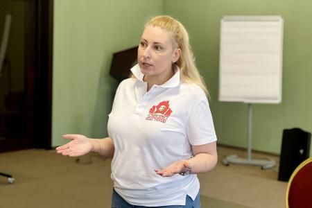 Мария Дробот в Подмосковном Центре политической учебы встретилась со слушателями курса подготовки пионервожатых
