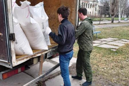 Лидер ставропольских коммунистов Виктор Гончаров: В очередном гуманитарном грузе в зону СВО – 1,5 тонны сахара