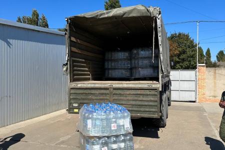 Херсонское региональное отделение КПРФ продолжает помогать населению области