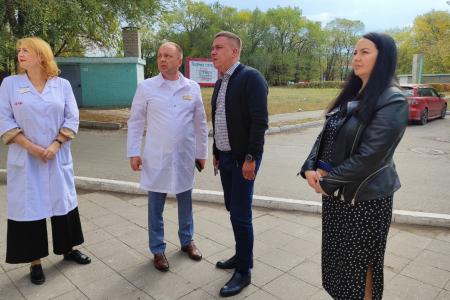 Сенатор Айрат Гибатдинов посетил Ульяновскую Центральную городскую клиническую больницу