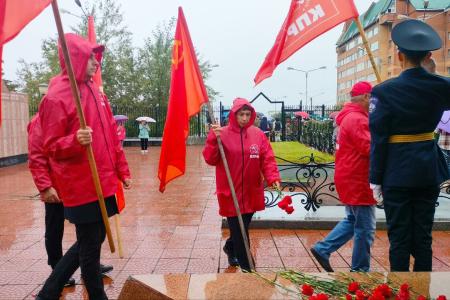 Коммунисты Забайкалья почтили память земляков в День окончания Второй Мировой войны