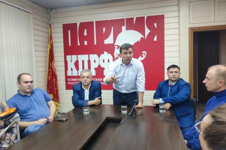 Политический блогер Николай Бондаренко приехал в Новосибирск поддержать Романа Яковлева на выборах губернатора Новосибирской области