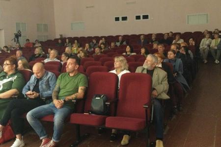 Ивановский обком КПРФ поздравил Палехский Союз художников с юбилеем