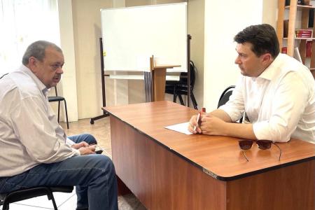 Олег Лебедев провёл серию приемов избирателей в Великом Новгороде