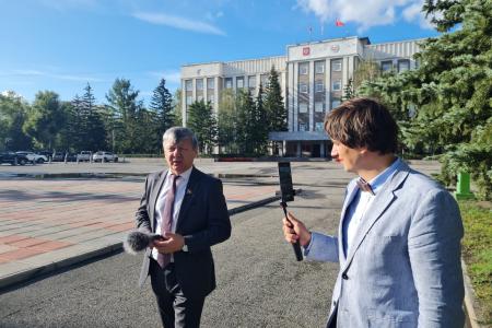 Заместитель Председателя ЦК КПРФ Дмитрий Новиков находится в Хакасии с рабочим визитом