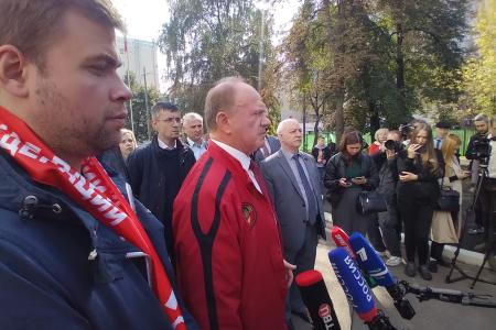 Г.А. Зюганов проголосовал на выборах мэра Москвы