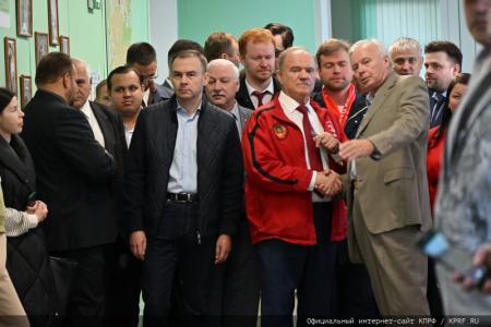 Г.А. Зюганов проголосовал на выборах мэра Москвы