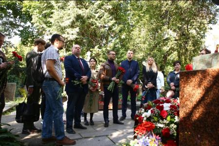 Коммунисты и комсомольцы почтили память легендарной комсомолки Зои Космодемьянской