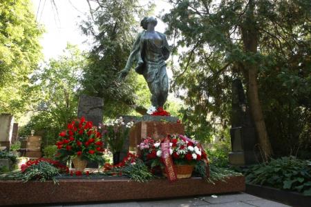 Коммунисты и комсомольцы почтили память легендарной комсомолки Зои Космодемьянской