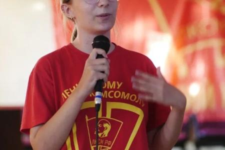 Владимир Исаков выступил на слёте комсомольского актива ЦФО