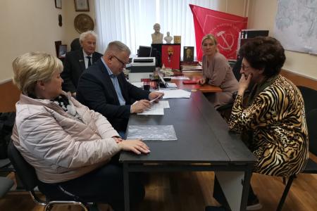 Заместитель Председателя Московской областной Думы - руководитель фракции КПРФ Александр Наумов провёл приём граждан в Ленинском городском округе