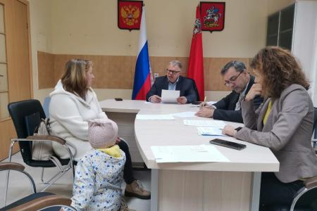 Заместитель Председателя Московской областной Думы - руководитель фракции КПРФ Александр Наумов провёл приём граждан в Ступине