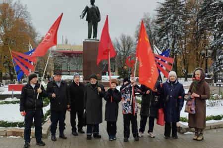 Подмосковные коммунисты отметили 105-летие ВЛКСМ: «Родная моя, дорогая страна, ты можешь на нас положиться!»