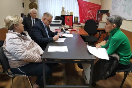 Заместитель Председателя Московской областной Думы - руководитель фракции КПРФ Александр Наумов провёл приём граждан в Ленинском городском округе