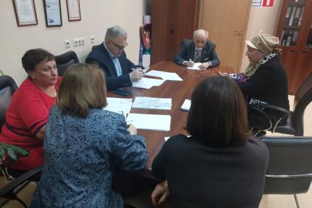 Заместитель Председателя Московской областной Думы – руководитель фракции КПРФ Александр Наумов провел прием граждан в Домодедове