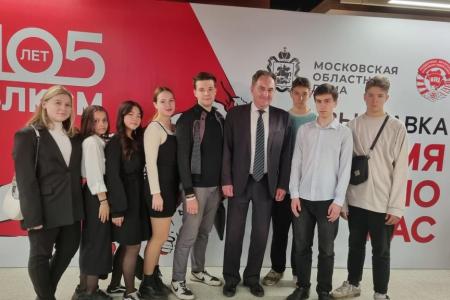 Депутат Государственной Думы Николай Васильев принял участие в открытии выставки к 105-летию ВЛКСМ