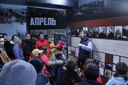 В городе трех революций прошли мероприятия, посвященные Дню рождения комсомола