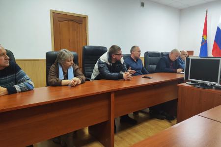 Тамбовская область. В Кирсанове состоялась встреча по вопросам, связанным с мусорным полигоном