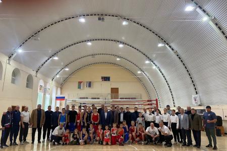 Коммунисты Тюмени приняли участие в турнире по боксу