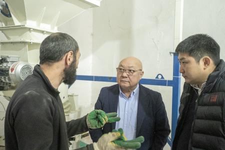 Вице-спикер парламента Калмыкии Николай Нуров проинспектировал ход реализации нацпроектов