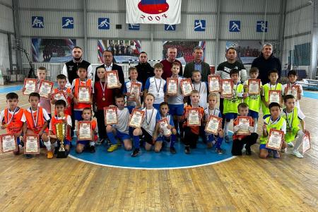 Коммунисты Оренбуржья отметили 105-летие Ленинского Комсомола